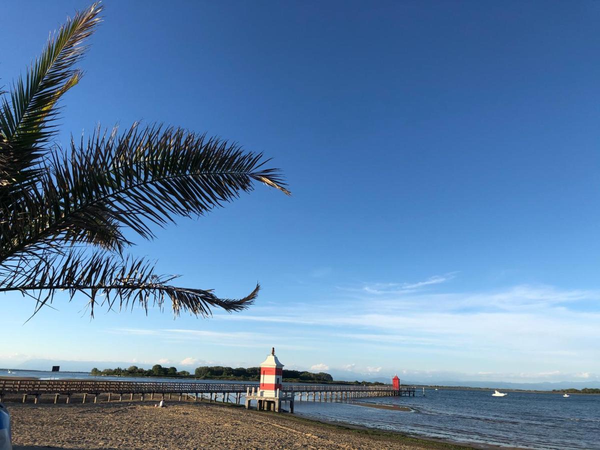 Marine House Lägenhet Lignano Sabbiadoro Exteriör bild