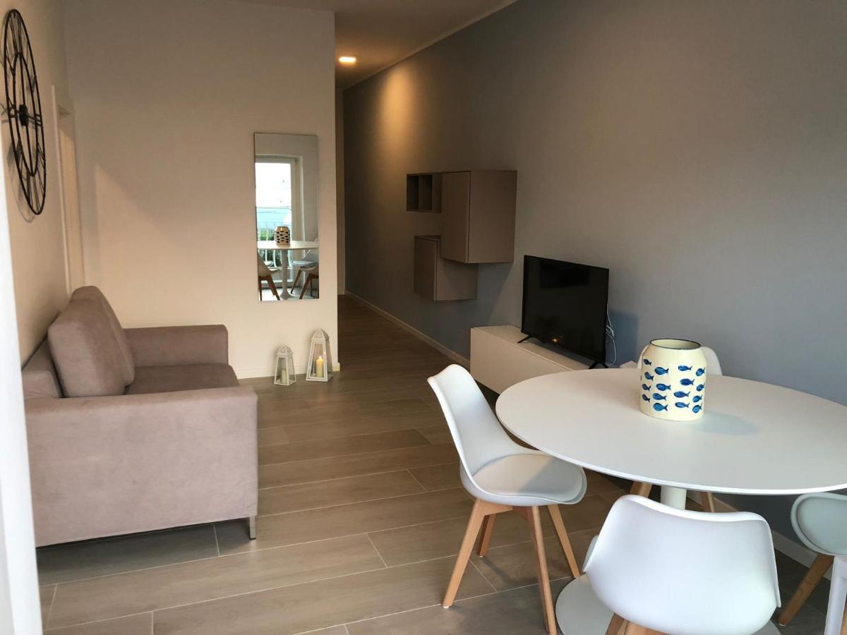 Marine House Lägenhet Lignano Sabbiadoro Exteriör bild